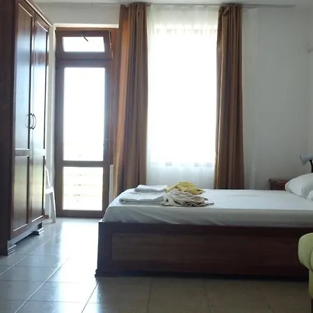 Marinovi Casa de hóspedes 3*