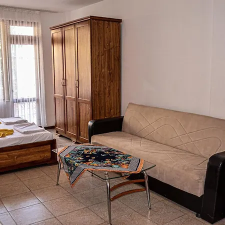 Guest house Marinovi